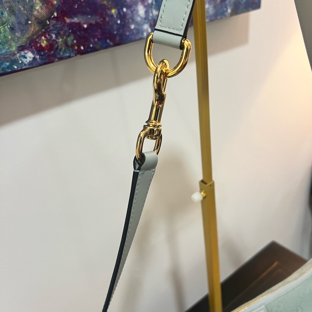 Gucci Vanity top handle bag in icey blue NWT - Picture 4 of 8